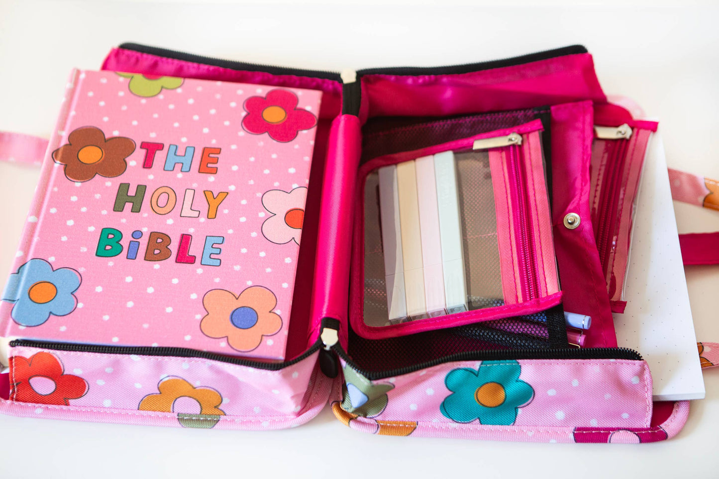 Dots + Daisies Bible Carrier Bag