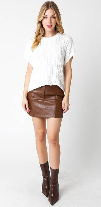 Alina Sweater Vest Top: Burgundy / Contemporary / L