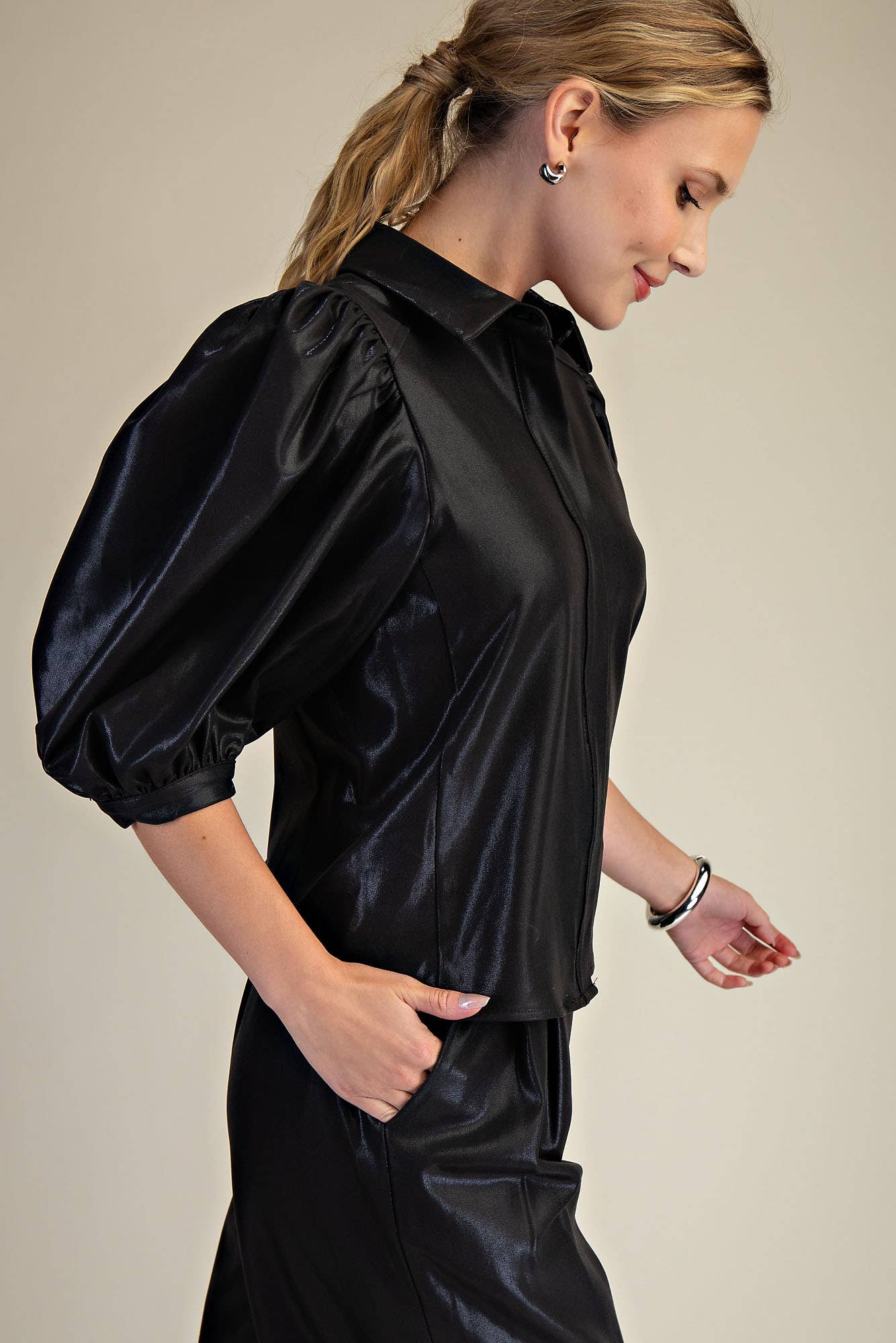 Collar Neck Puff Sleeve Button Down Shirt: Brown / S