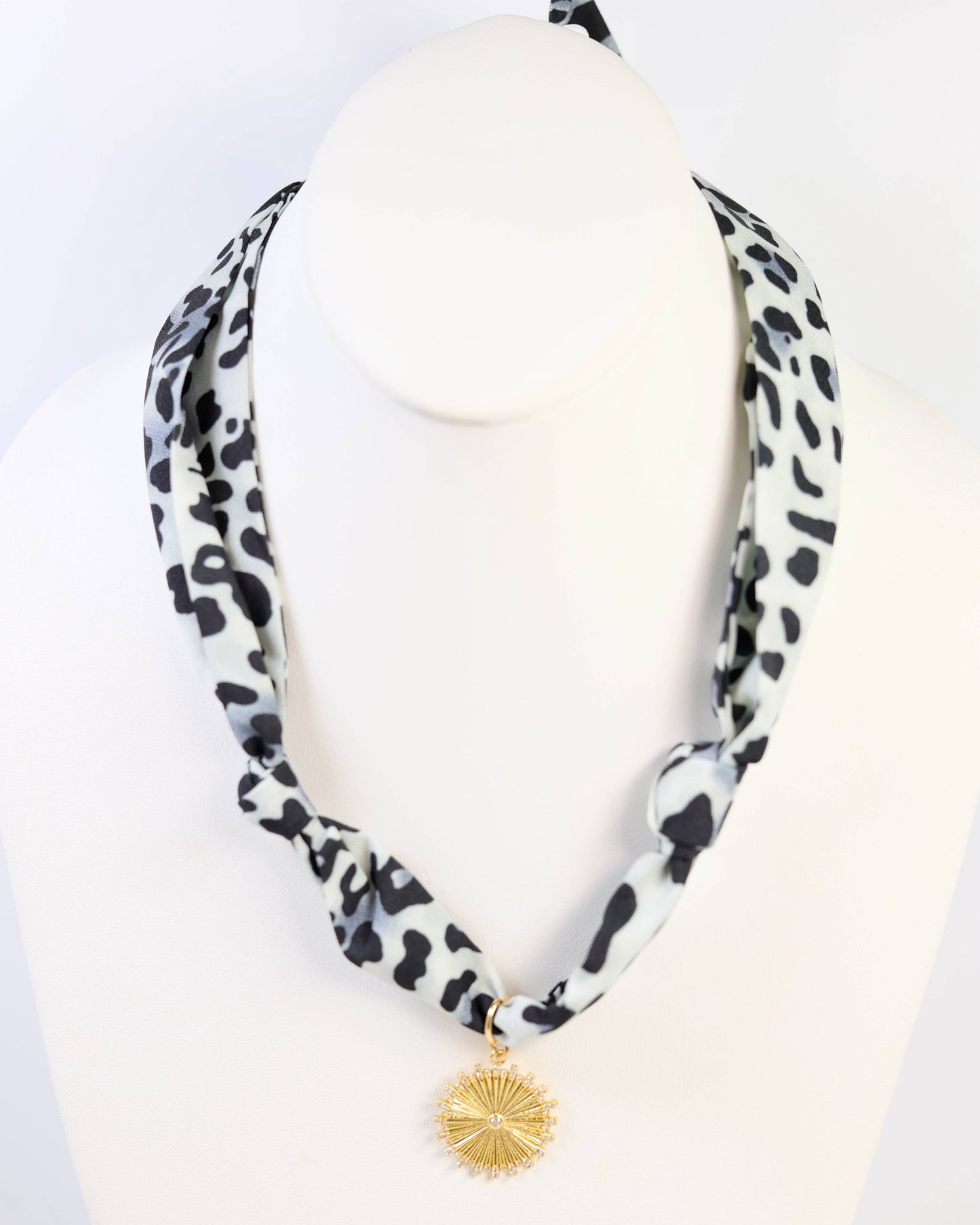 Nala Leopard Scarf Charm Necklace Grey: Default