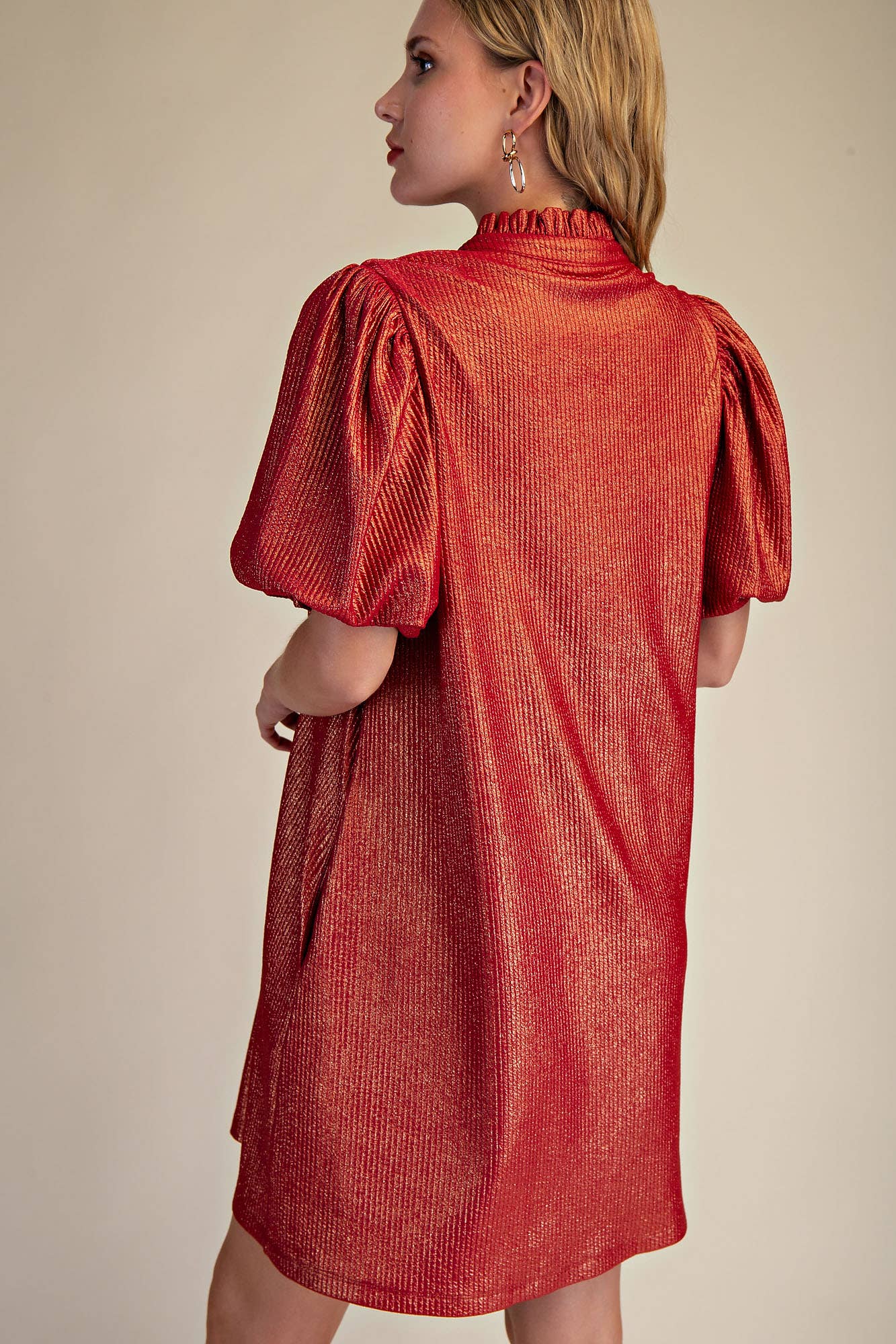 Ruffle V-Neck Puff Sleeve Mini Dress: Burgundy / S