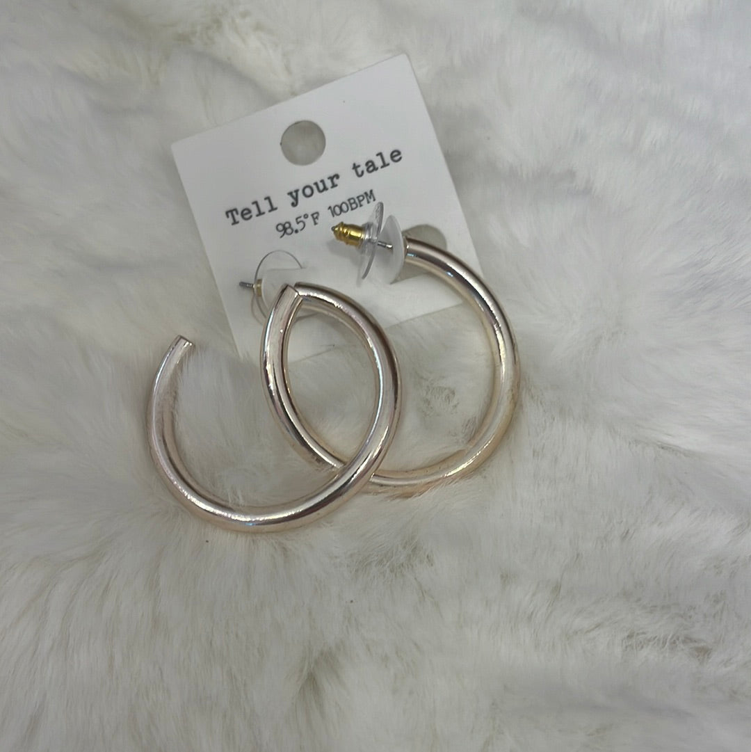 Simple Gold Hoop Earrings