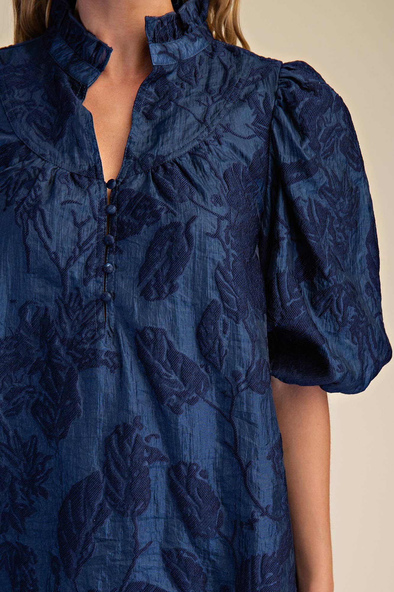 Ruffled Neck with Volume Sleeve Dress: Green / S