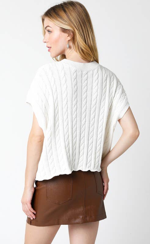 Alina Sweater Vest Top: Burgundy / Contemporary / M