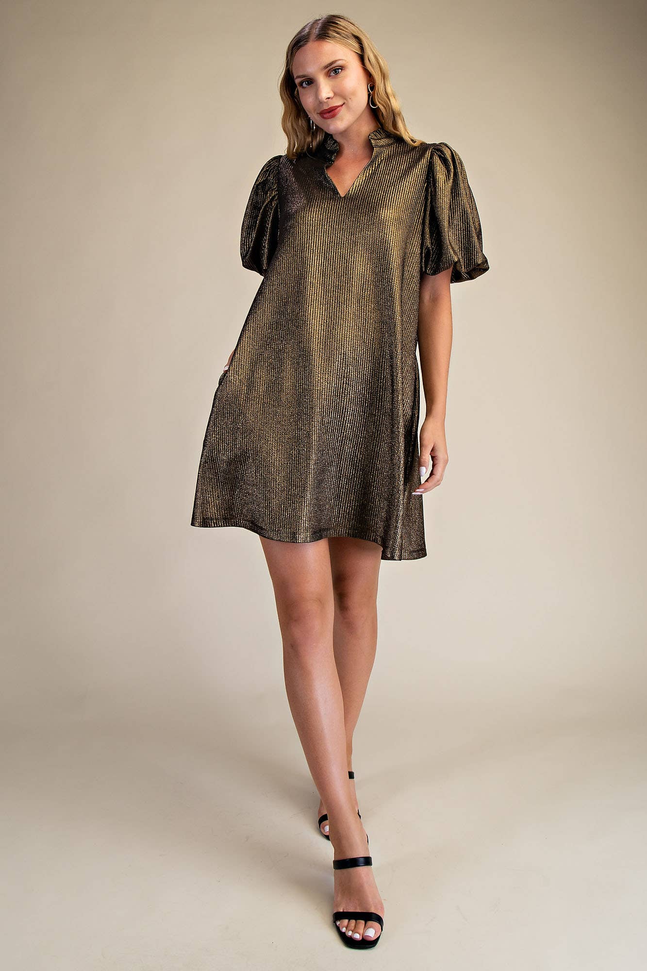 Ruffle V-Neck Puff Sleeve Mini Dress: Burgundy / S