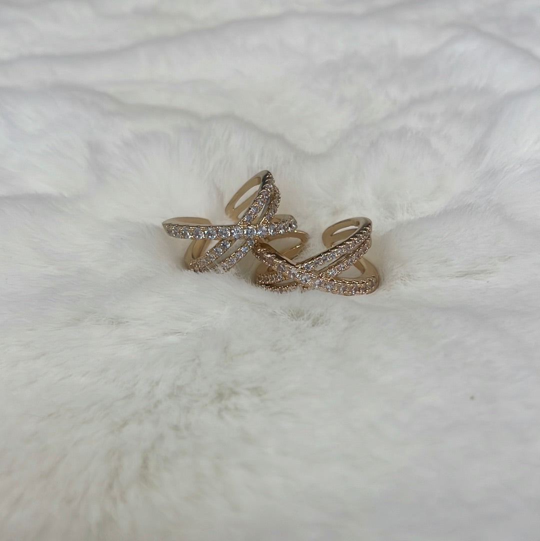 Double Band Cross Ring