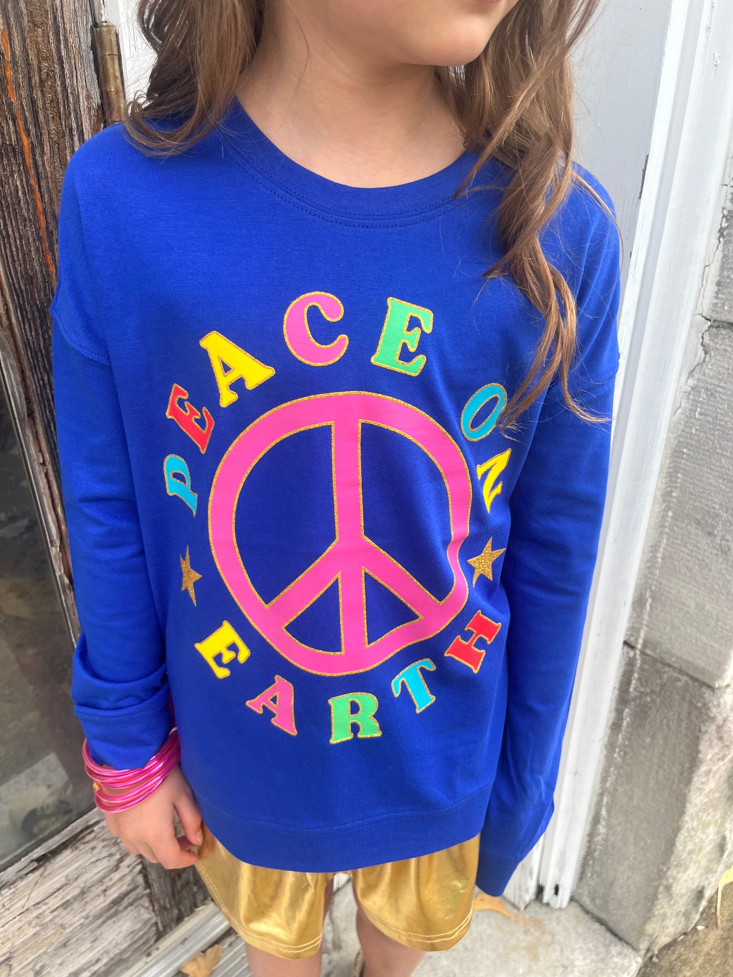 Tween Peace On Earth Long Sleeve Graphic Tee