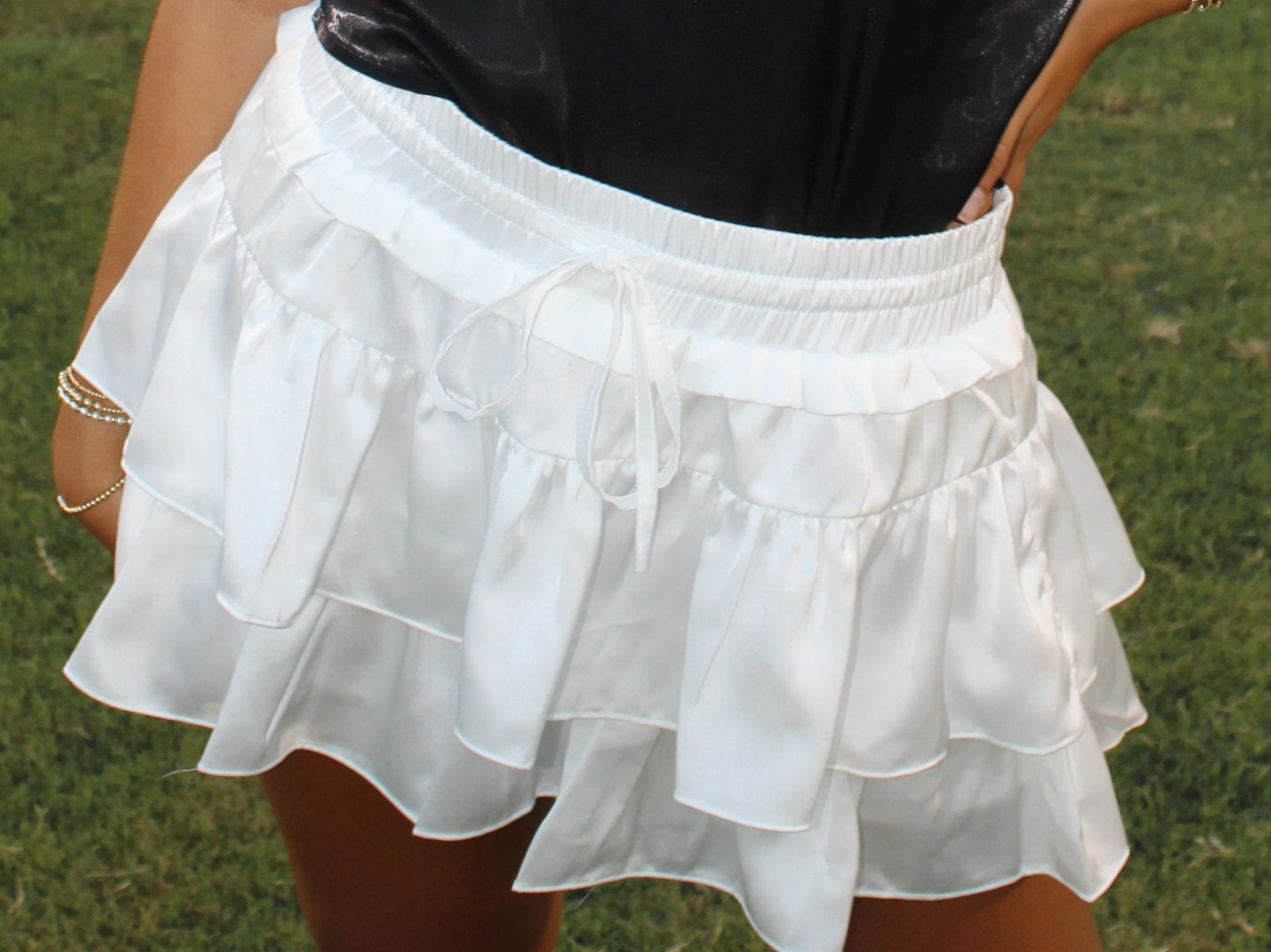 RUFFLE TIERED SKORT