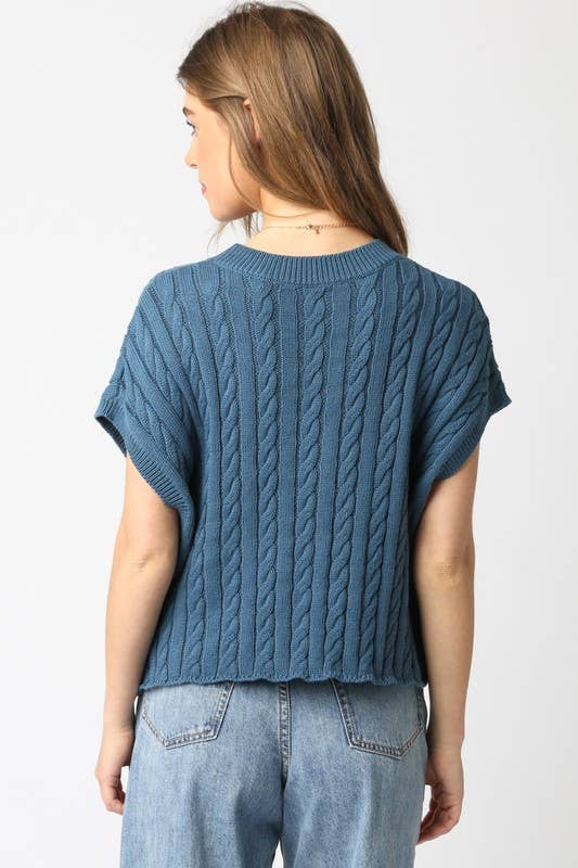 Alina Sweater Vest Top: Burgundy / Contemporary / L