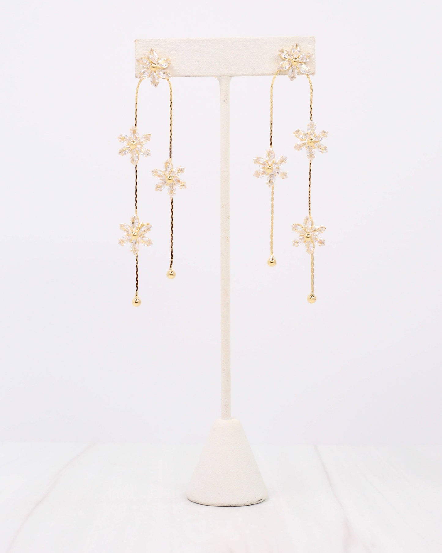 Chelsea Showstopper Earring Gold: Default