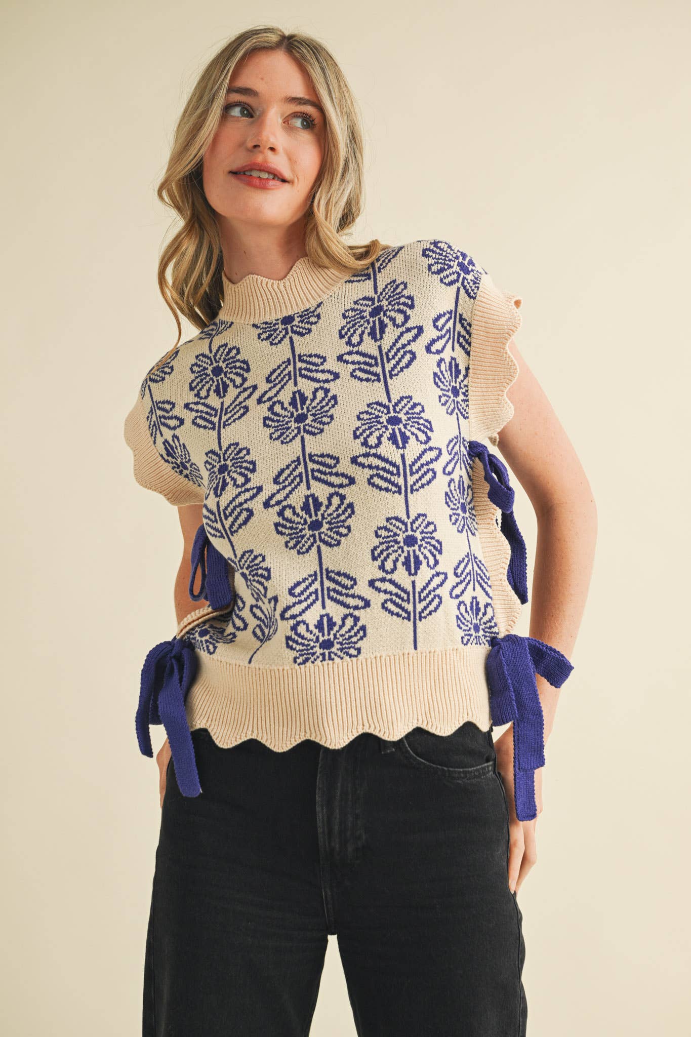 MOCK NECK FLORAL SWEATER VEST MSW10743: CARAMELIZED / S