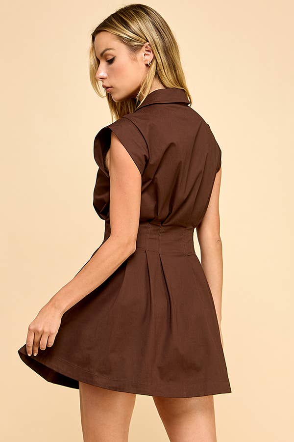 Shirt neck pleated mini dress: MOCHA / S