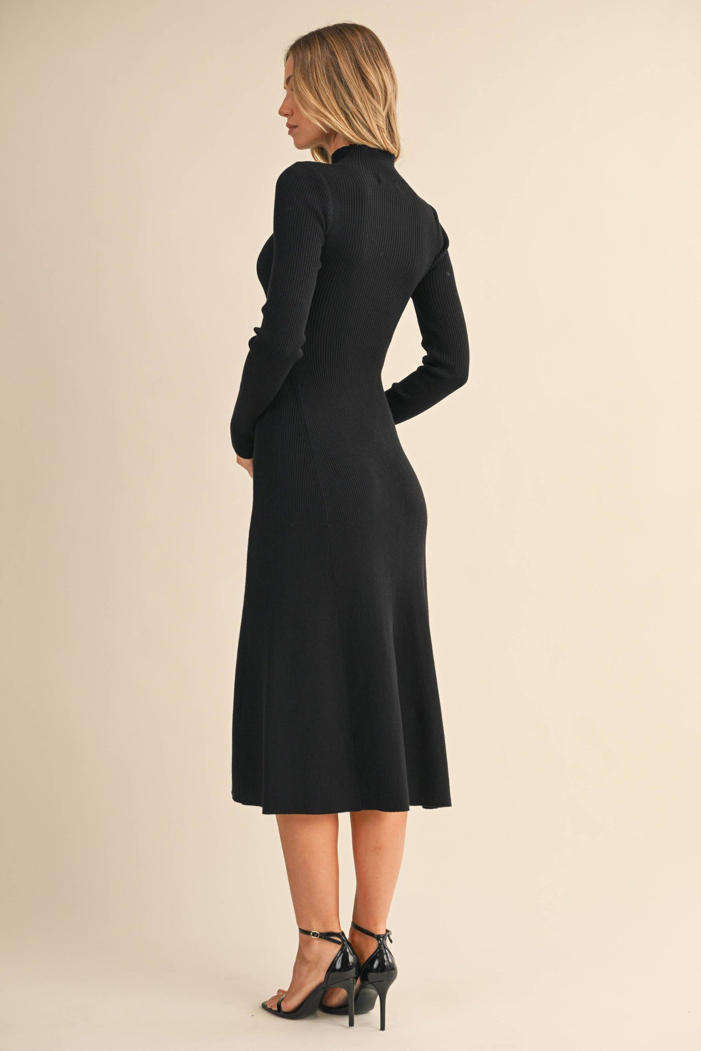 ID9660 MOCK NECK LONG SLEEVE RIB KNIT FLARED MIDI DRESS: DK CHOCOLATE / S